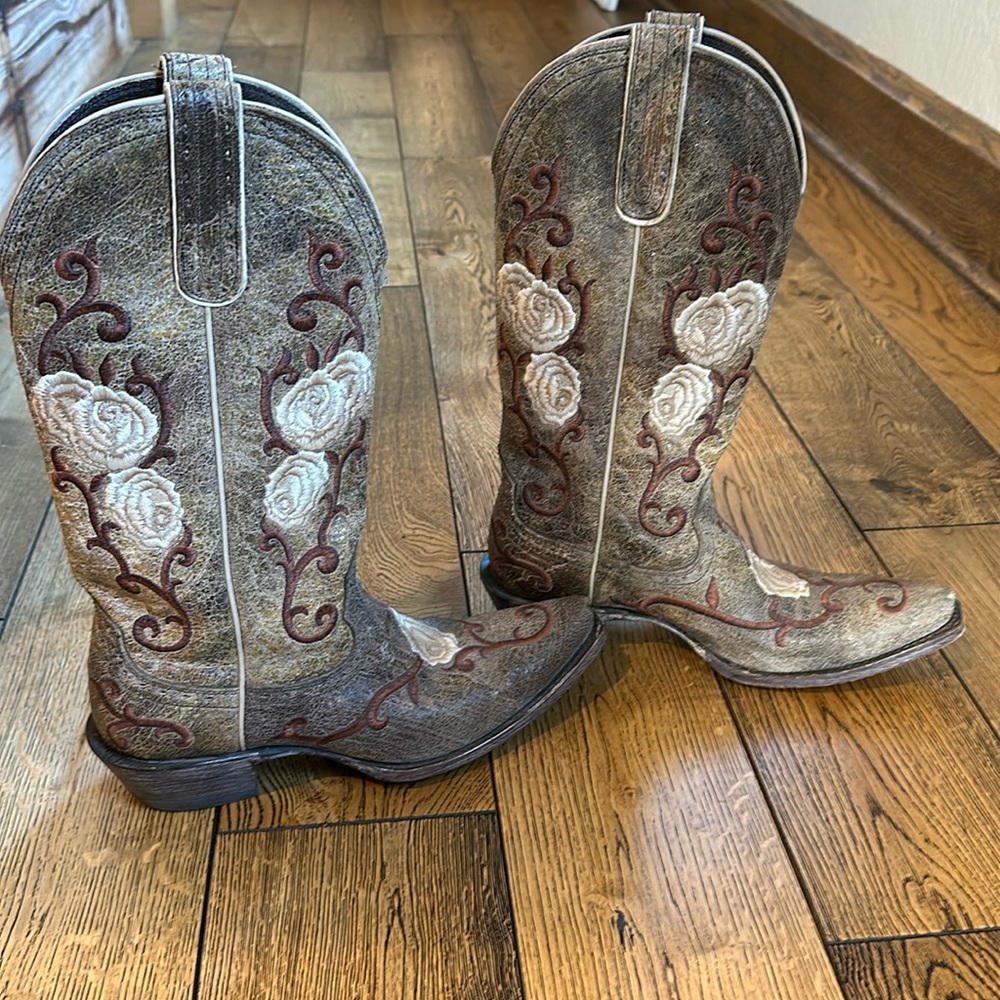 Ariat Women’s Boots